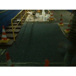 Pavimentos Anti - Derrapante - Pavimento em Carborum